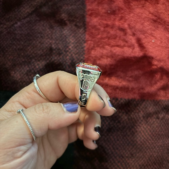 Philadelphia Phillies MLB Championship Ring - Picture 2 of 3